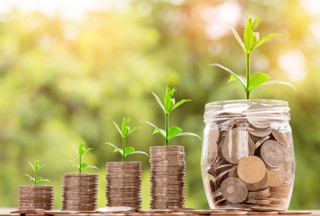 Fundusze ETF – jak najlepiej w nie inwestować? Najważniejsze informacje